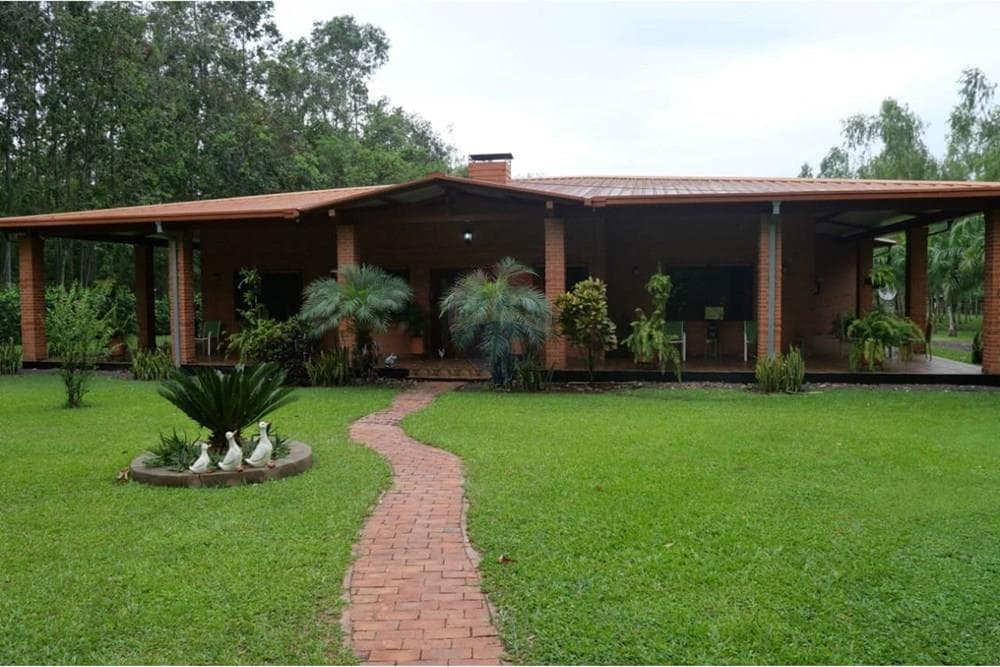 De Hermosa Casa Quinta En Pirayu, foto 1