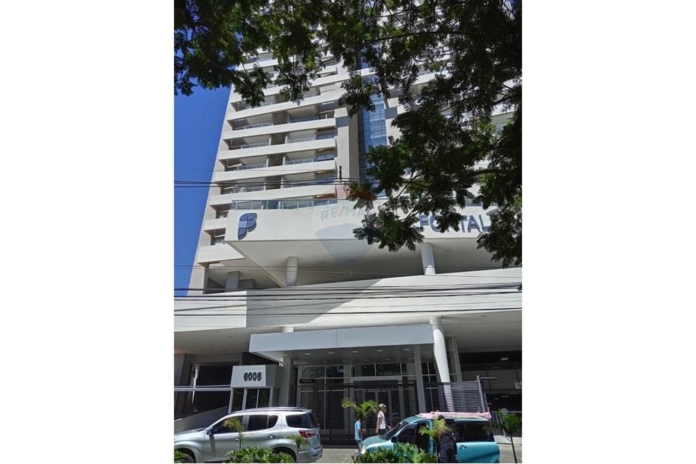 Departamento amoblado en edificio fortaleza