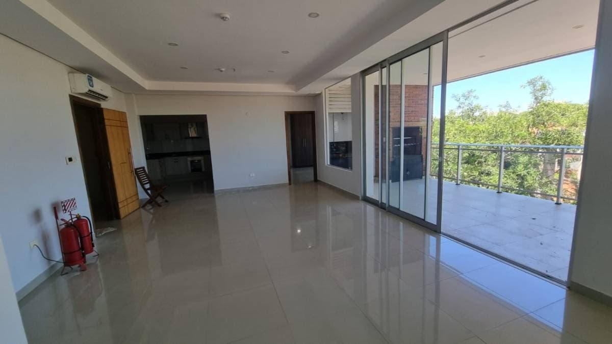 BARRIO MBURICAO Departamento Extra Grande en Venta, foto 4