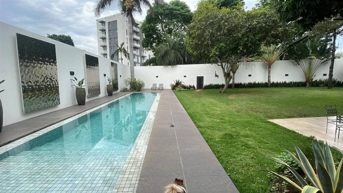 Exclusiva casa moderna totalmente amoblada, foto 2