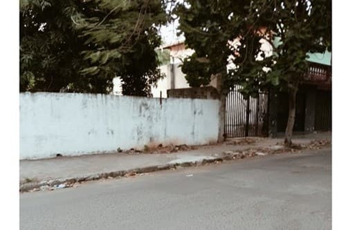 Esquina Estratégica en Barrio Pettirossi, foto 2