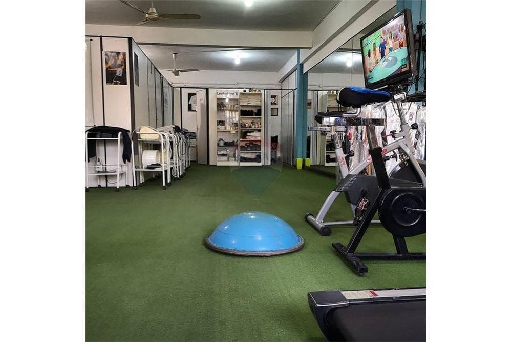 En venta local comercial s/ av. Stma. Trinidad, foto 4