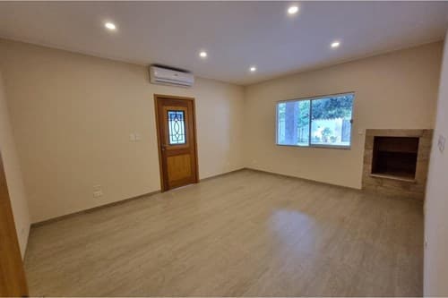 Casa en esquina en San Bernardino barrio colón, foto 4