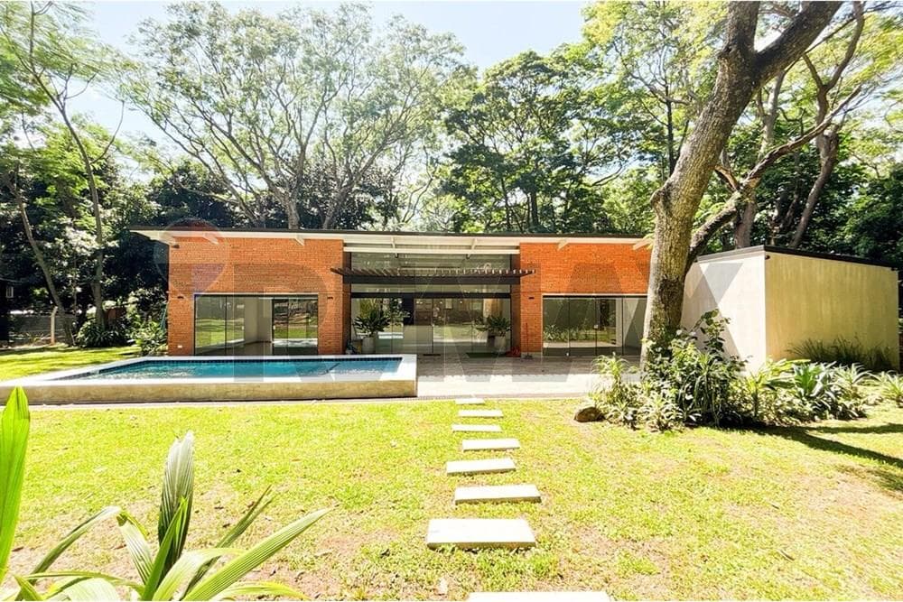 Casa amoblada en altos en venta, foto 1