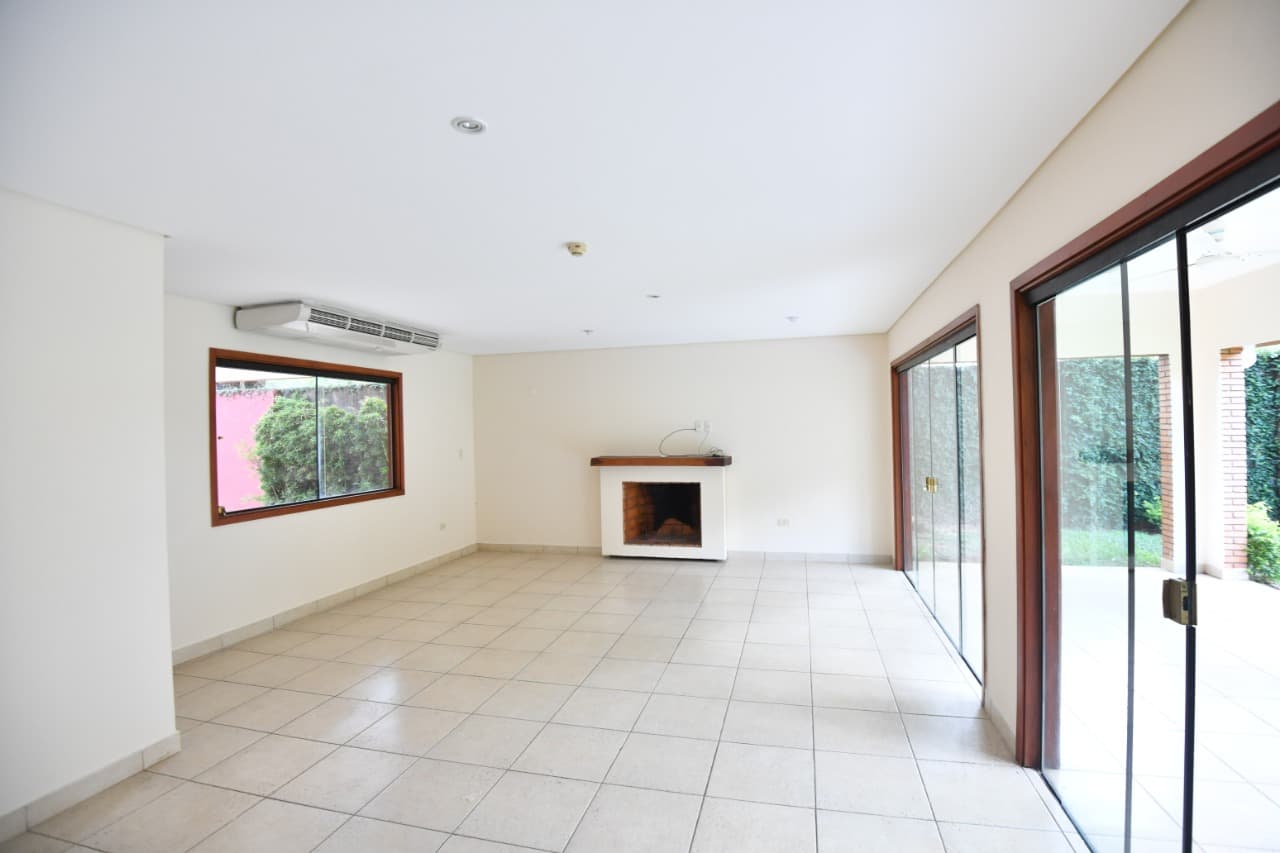 Alquiló casa de 4 habitaciones en barrio cerrado, foto 2