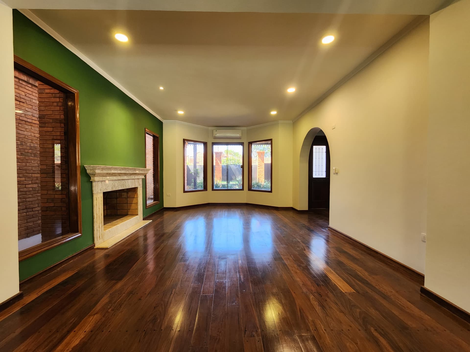 Hermosa residencia 3 suites barrio mcal. Estigarribia*, foto 4