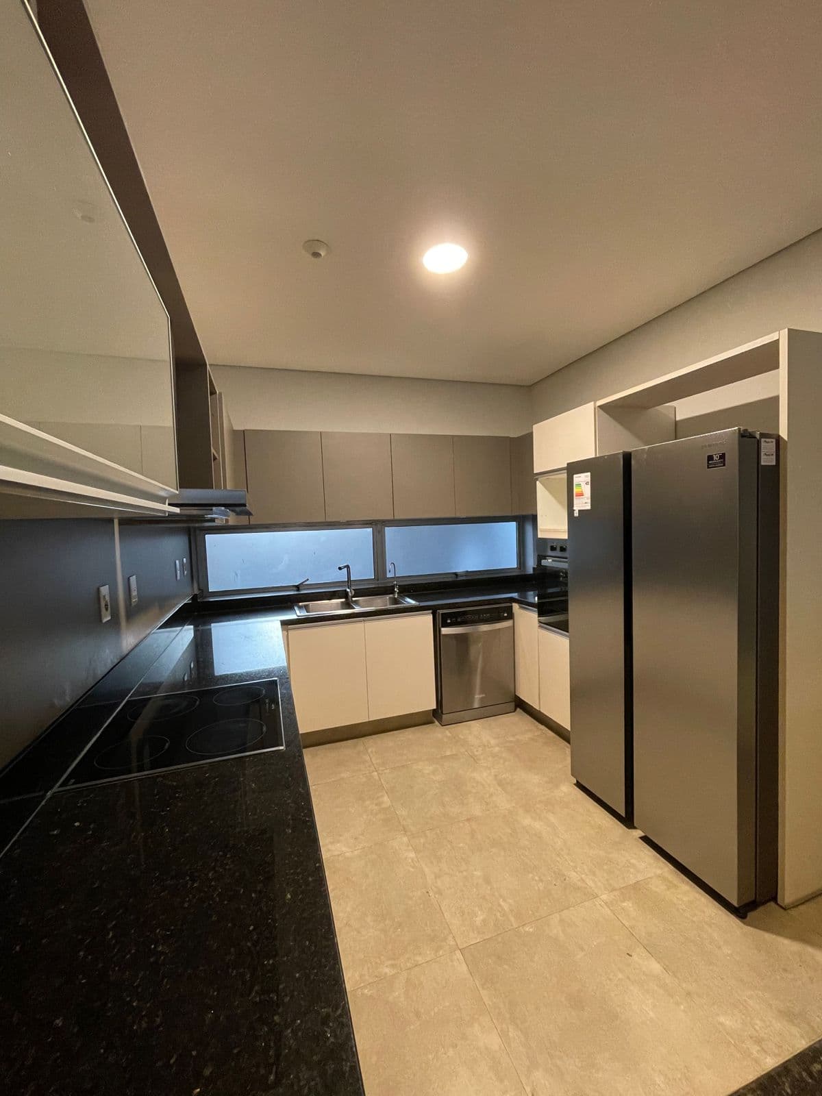 Triplex de 3 suites con domótica en mburucuya — foto 3