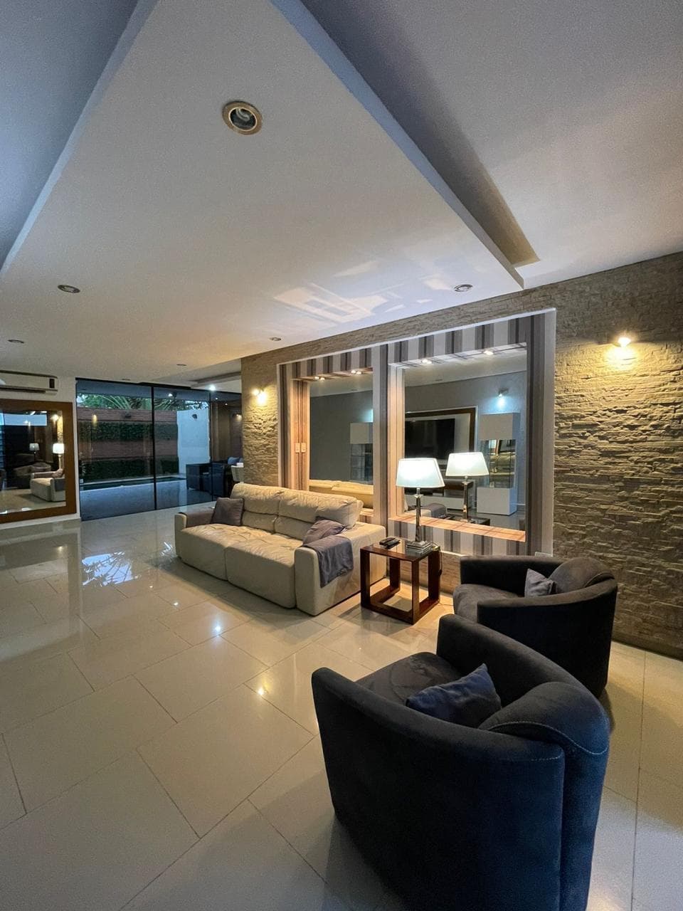 Hermoso Duplex En Los Laureles, foto 3