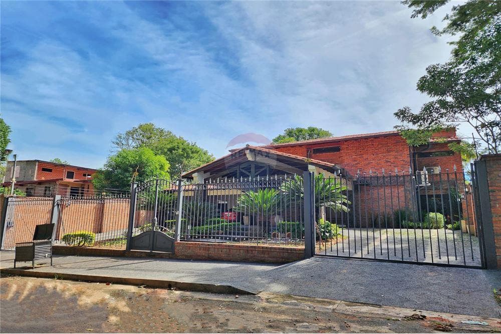 Hermosa residencia que brinda lujo y confort