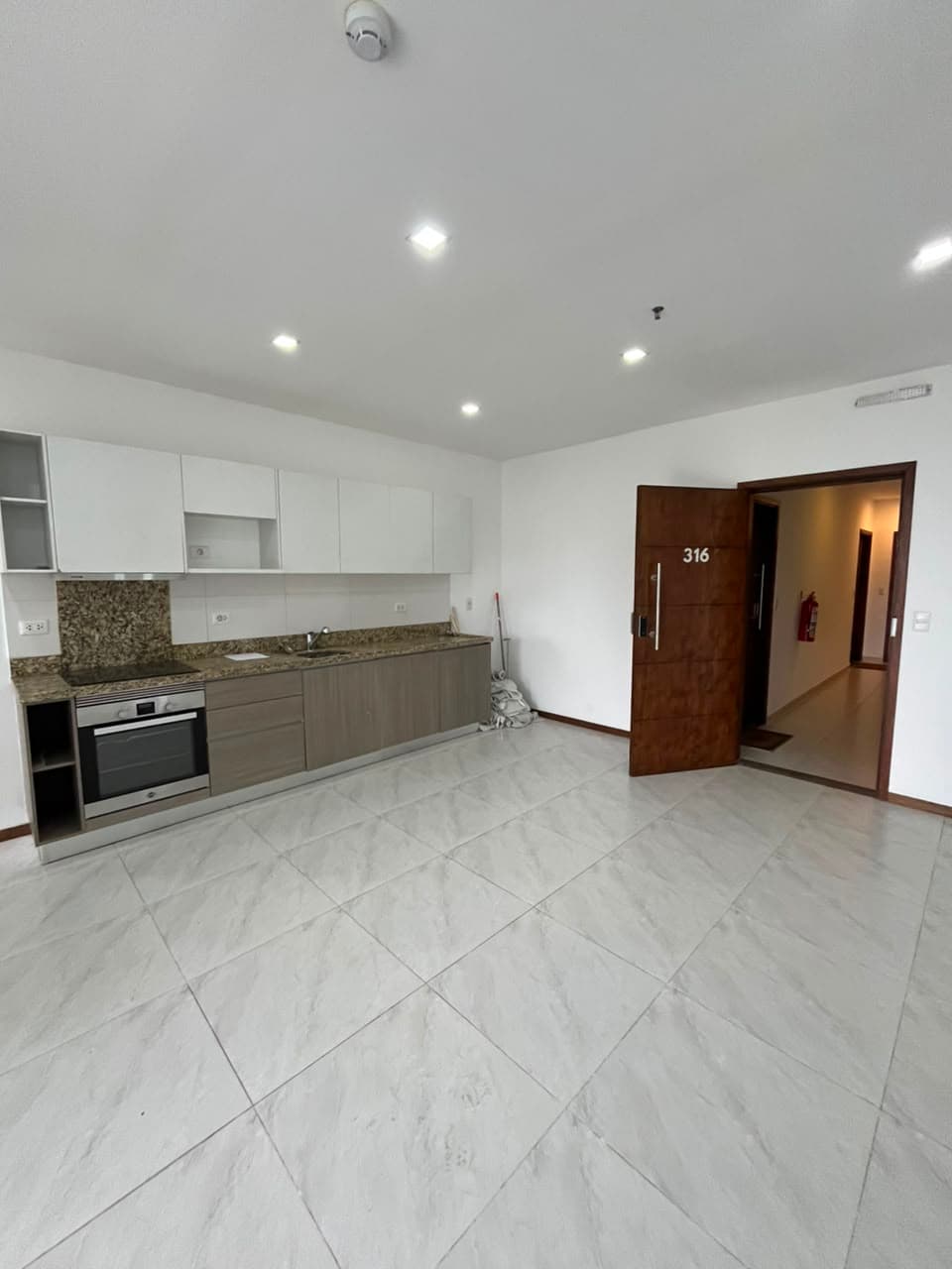 De departamento zona los laureles — foto 2