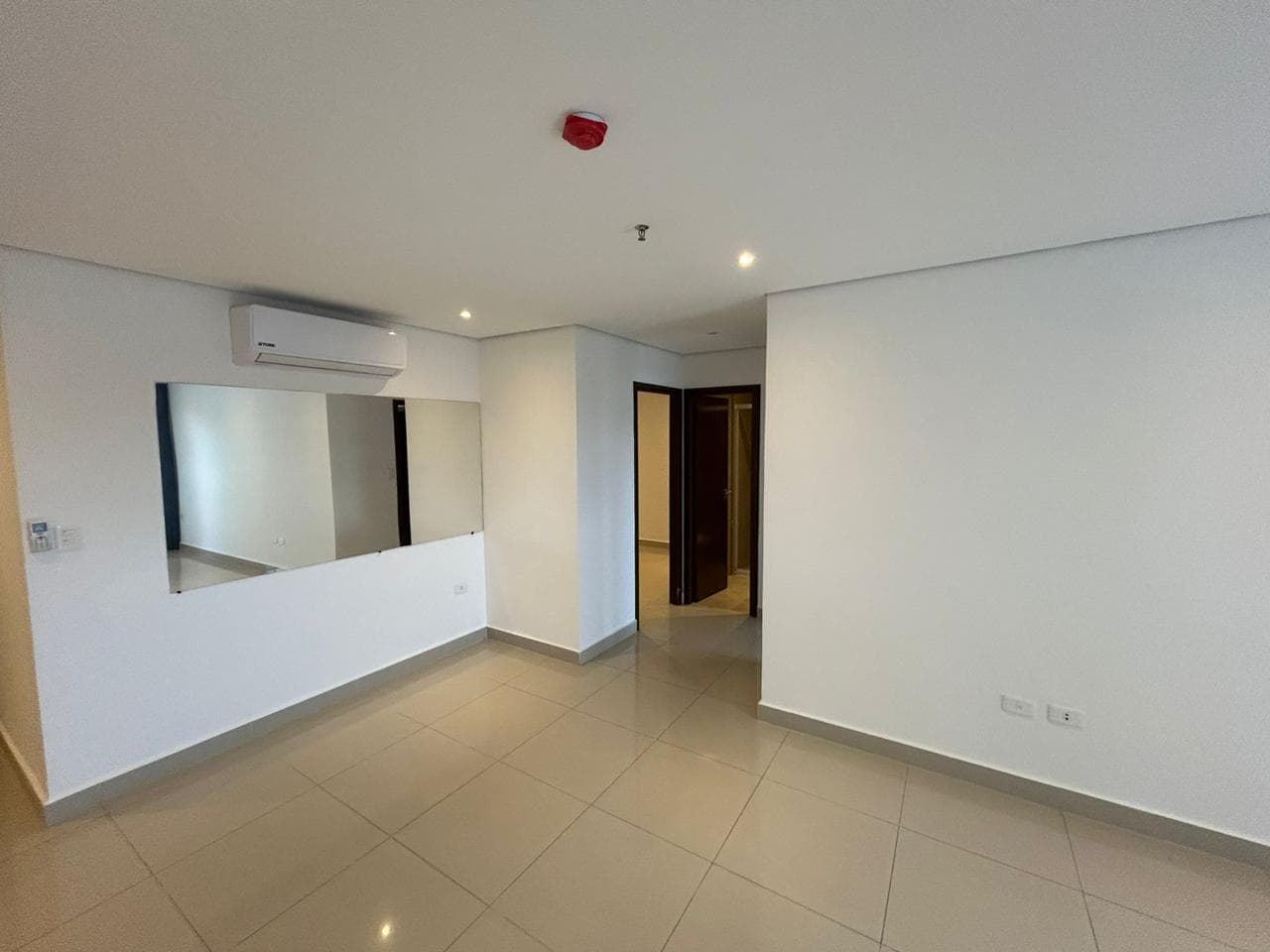 departamento de dos dormitorios zona Molas Lopez, foto 1