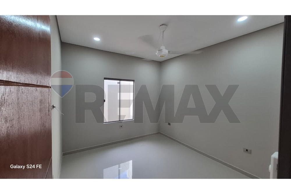 Chalet - Venta - Villa Elisa, Central, Paraguay, Es para ti! — foto 4