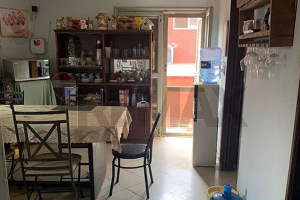 Casa en esquina con departamento independiente en sajonia, foto 4