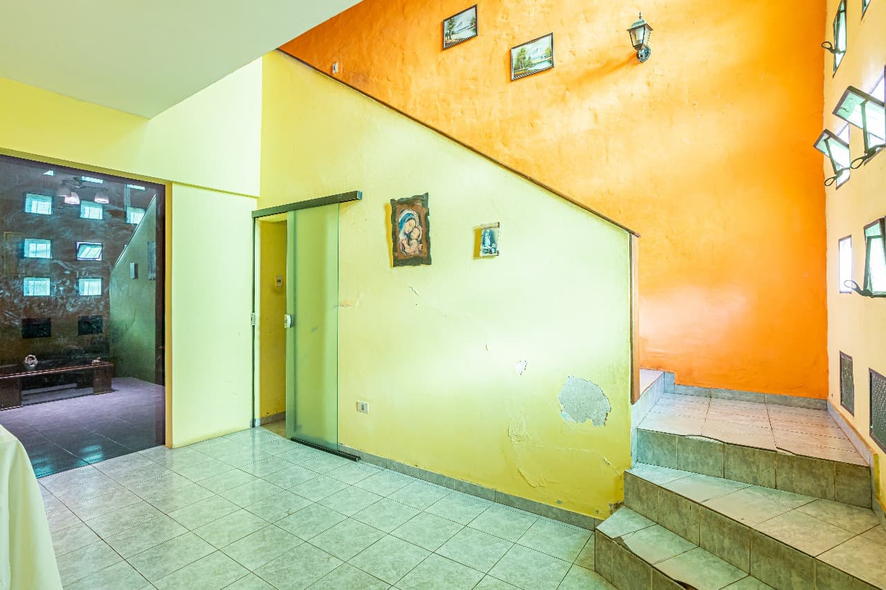 Amplia Casa En Villa Adela Zona Boulevard — foto 5