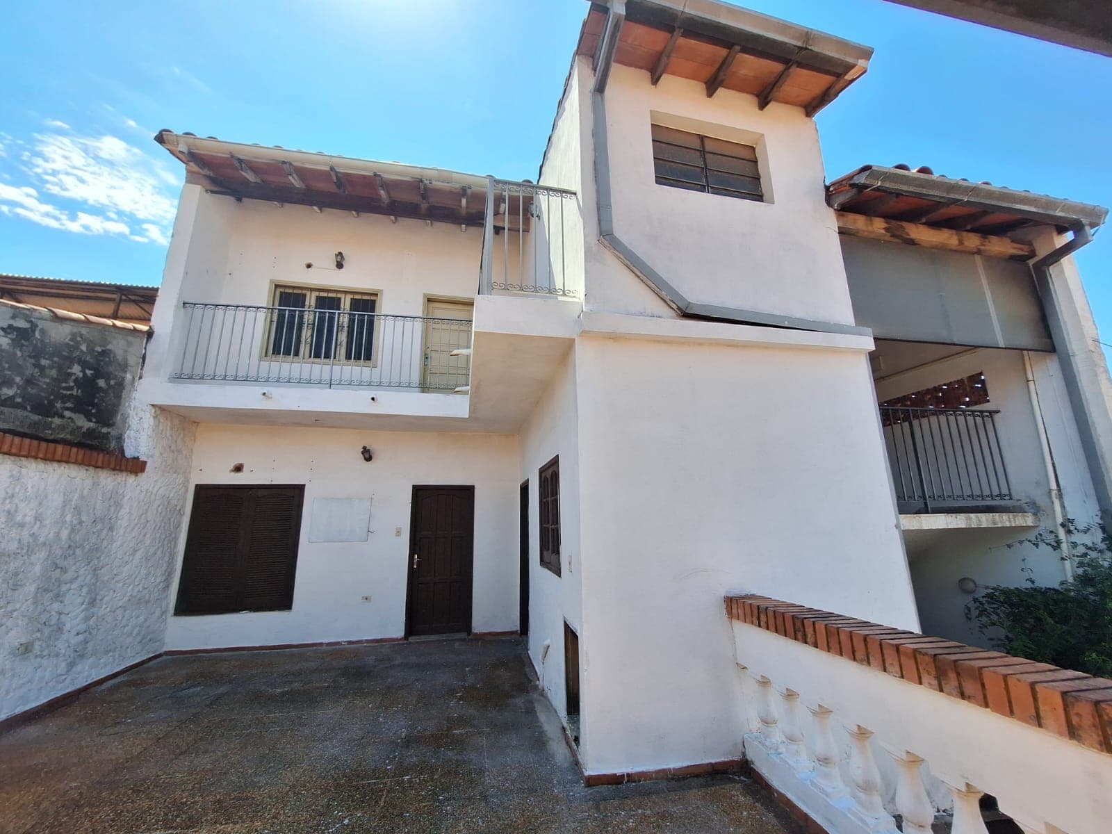 Casa amplia en asuncion barrio general diaz, foto 4