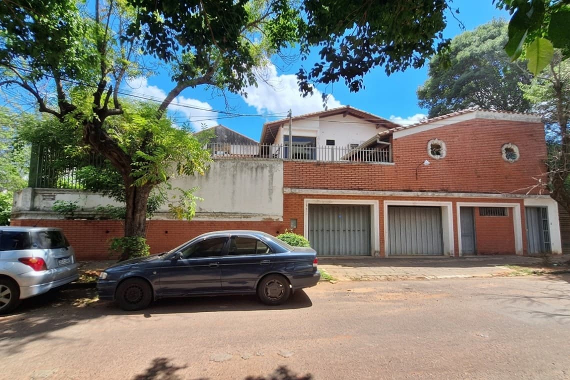 Casa En Esquina Zona Shopping Del Sol — foto 4