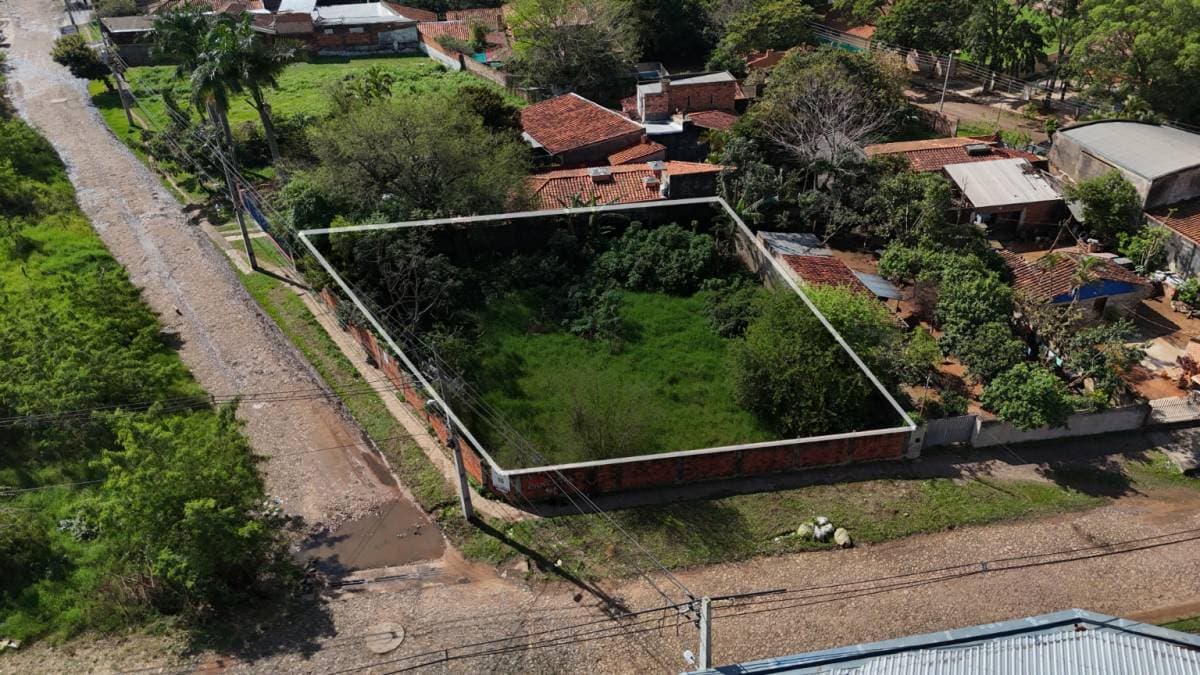 Terreno en esquina a dos cuadras del shopping San Lorenzo, foto 4