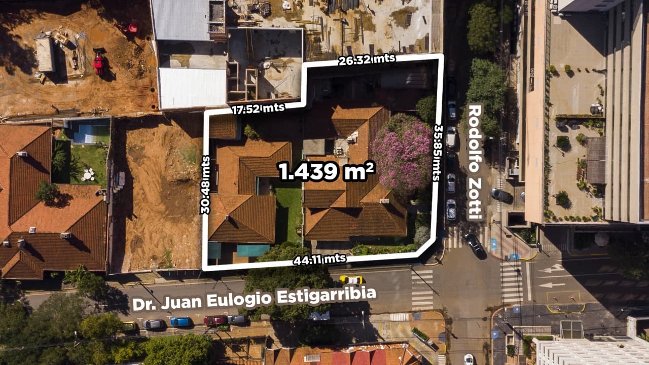 En venta terreno en esquina al costado del Shopping Mariscal, foto 1