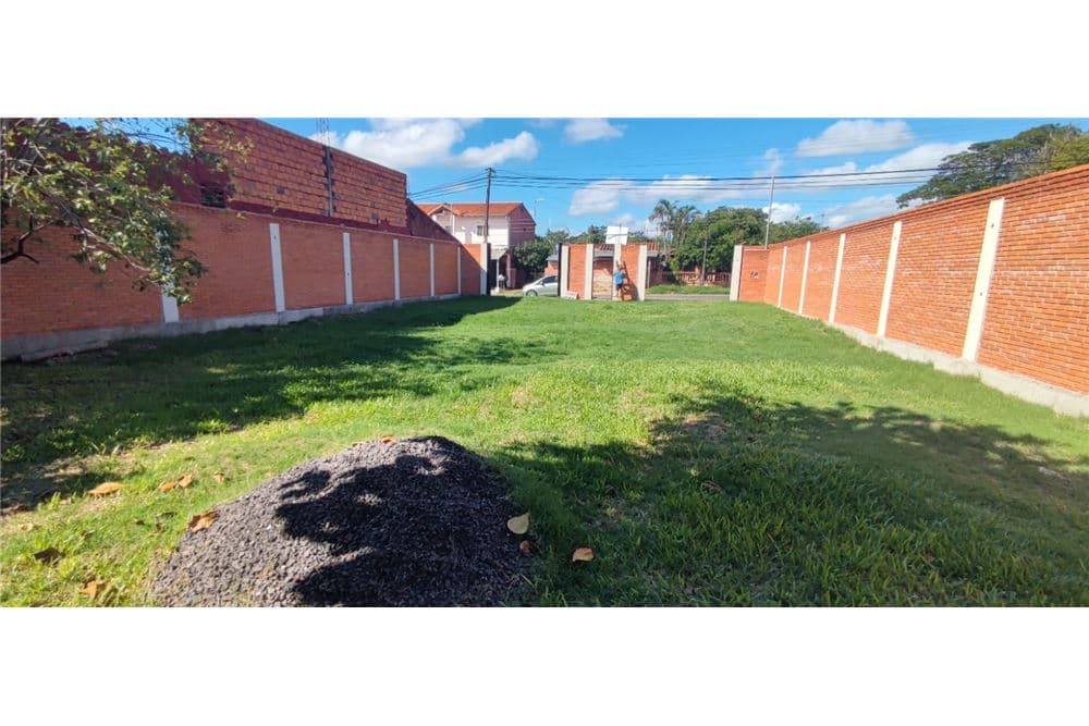 Hermosa Propiedad amurallada en Mariano Roque Alonso — foto 5