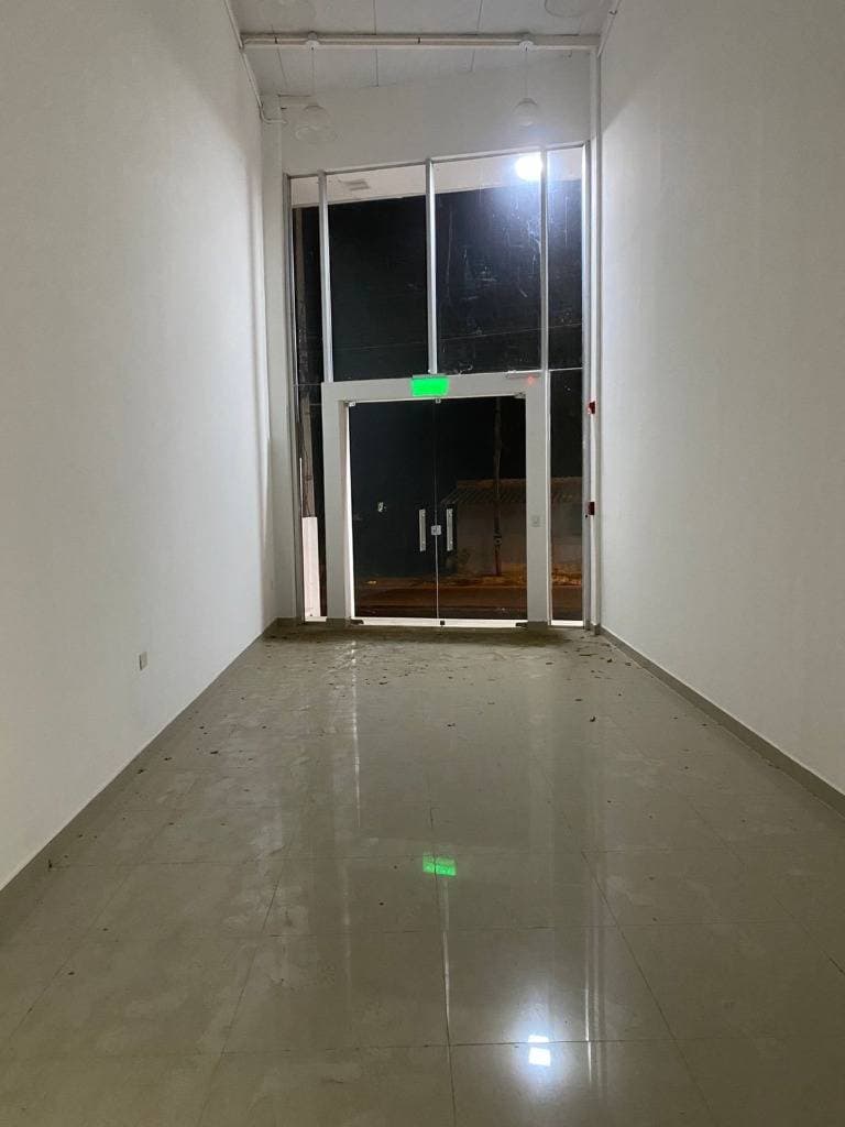 Local comercial en Ñemby — foto 2