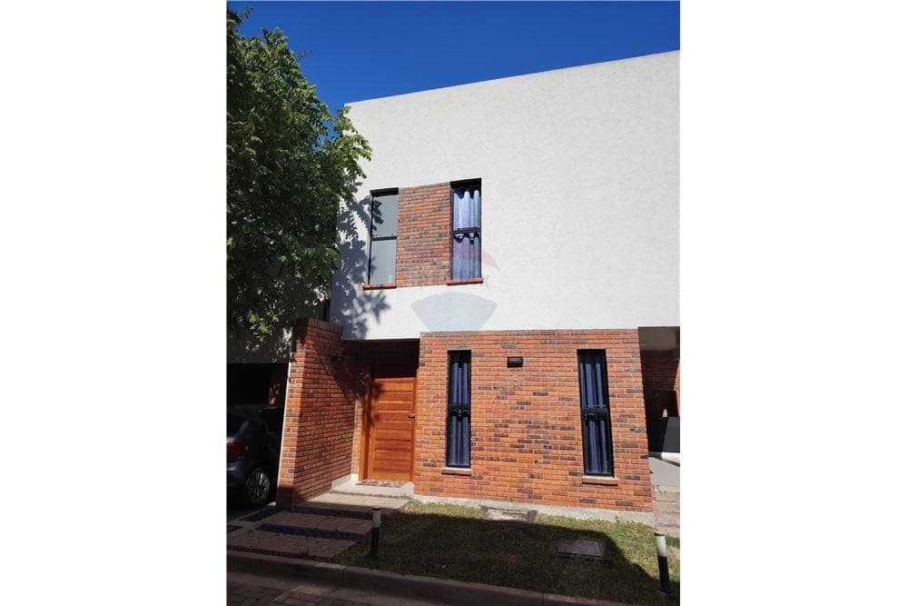 De duplex en Luque loma merlo, foto 4