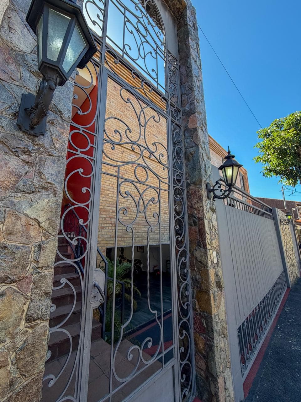 Casa estilo Europeo en Asunción Barrio Jara, foto 3