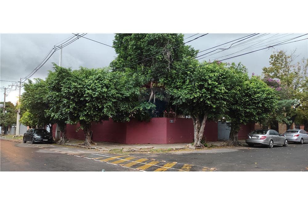 En venta - casa en esquina en barrio obrero, foto 1