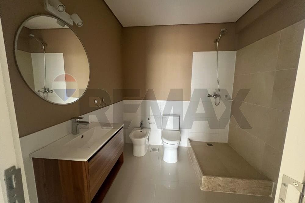 medio piso de oficinas en Trading Park, foto 5