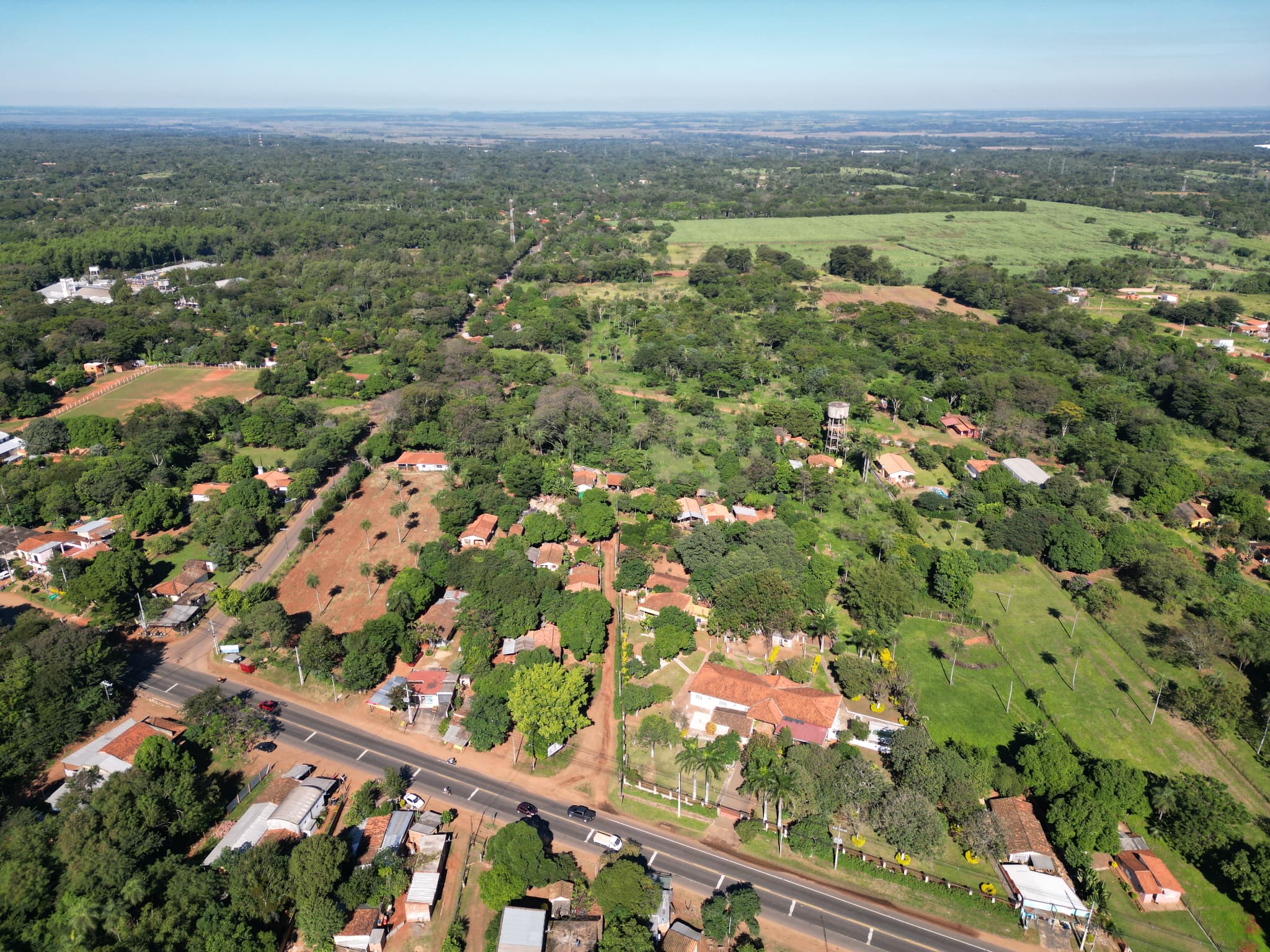 Interesante propiedad de 14.000 m2 en ita