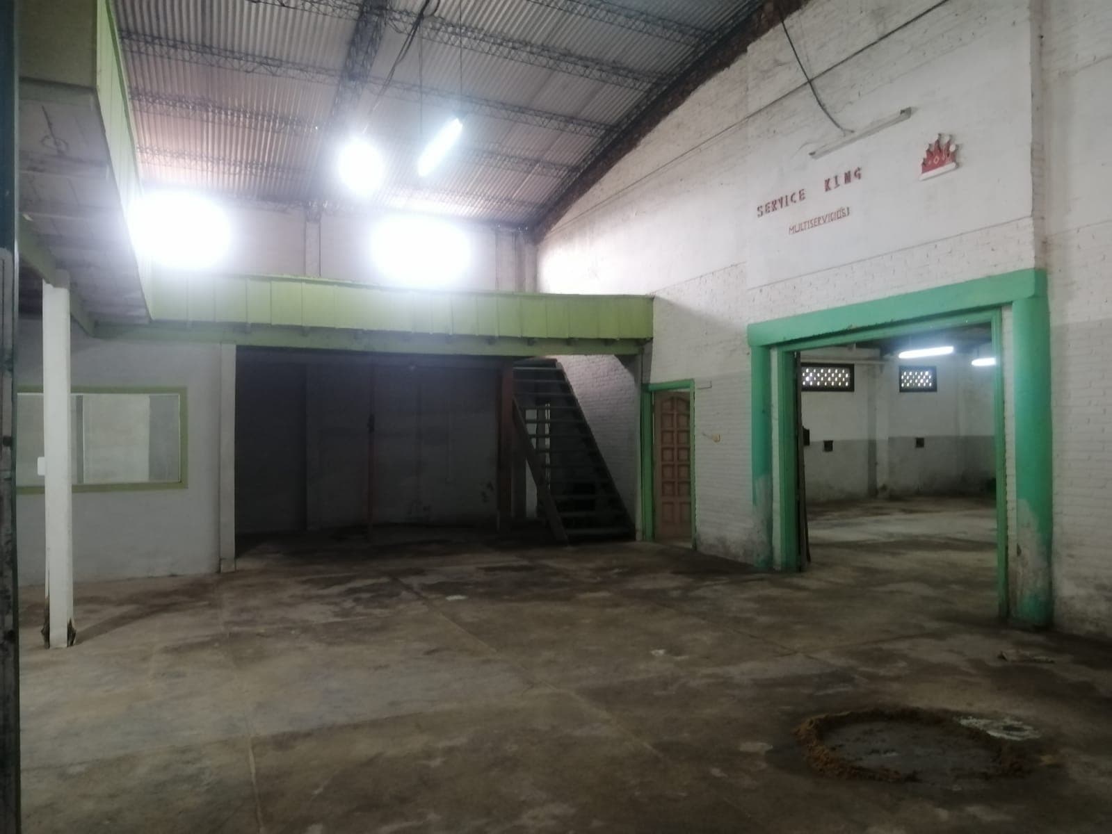 Alquilo tinglado deposito en zevallos cue asuncion
