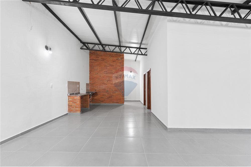 En venta - depósito en Mariano Roque Alonso, foto 4