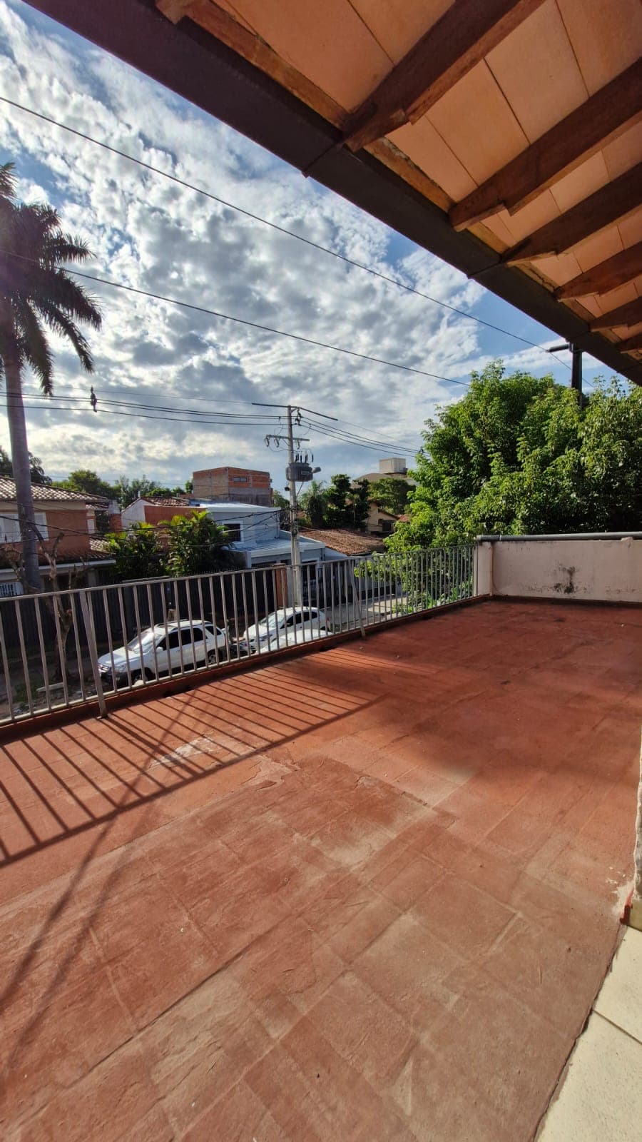 ¡Casa a refaccionar o terreno a metros de Lillo! Barrio San Cristobal — foto 4