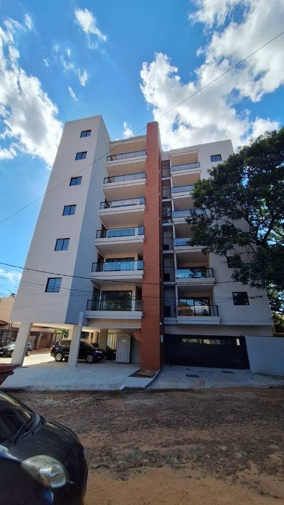 Departamento en Venta - Edificio Fénix, Fernando de la Mora