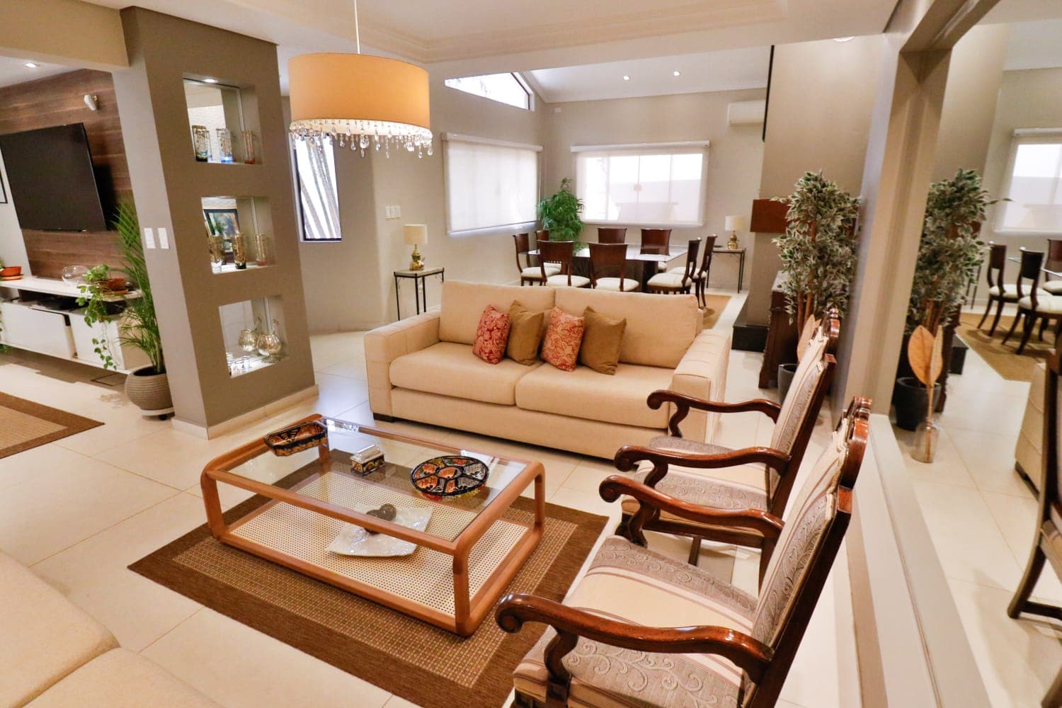 Preciosa residencia en el barrio Las Lomas, foto 3