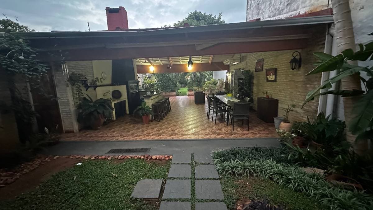 Amplia recidencia en barrio bella vista, foto 4