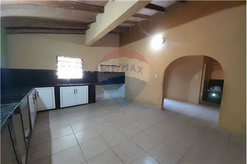 Casa-Alquiler-PY Central San Lorenzo, foto 3