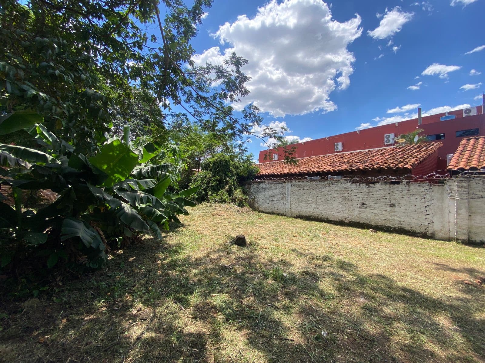 hermoso y amplio terreno en Lambare, foto 2