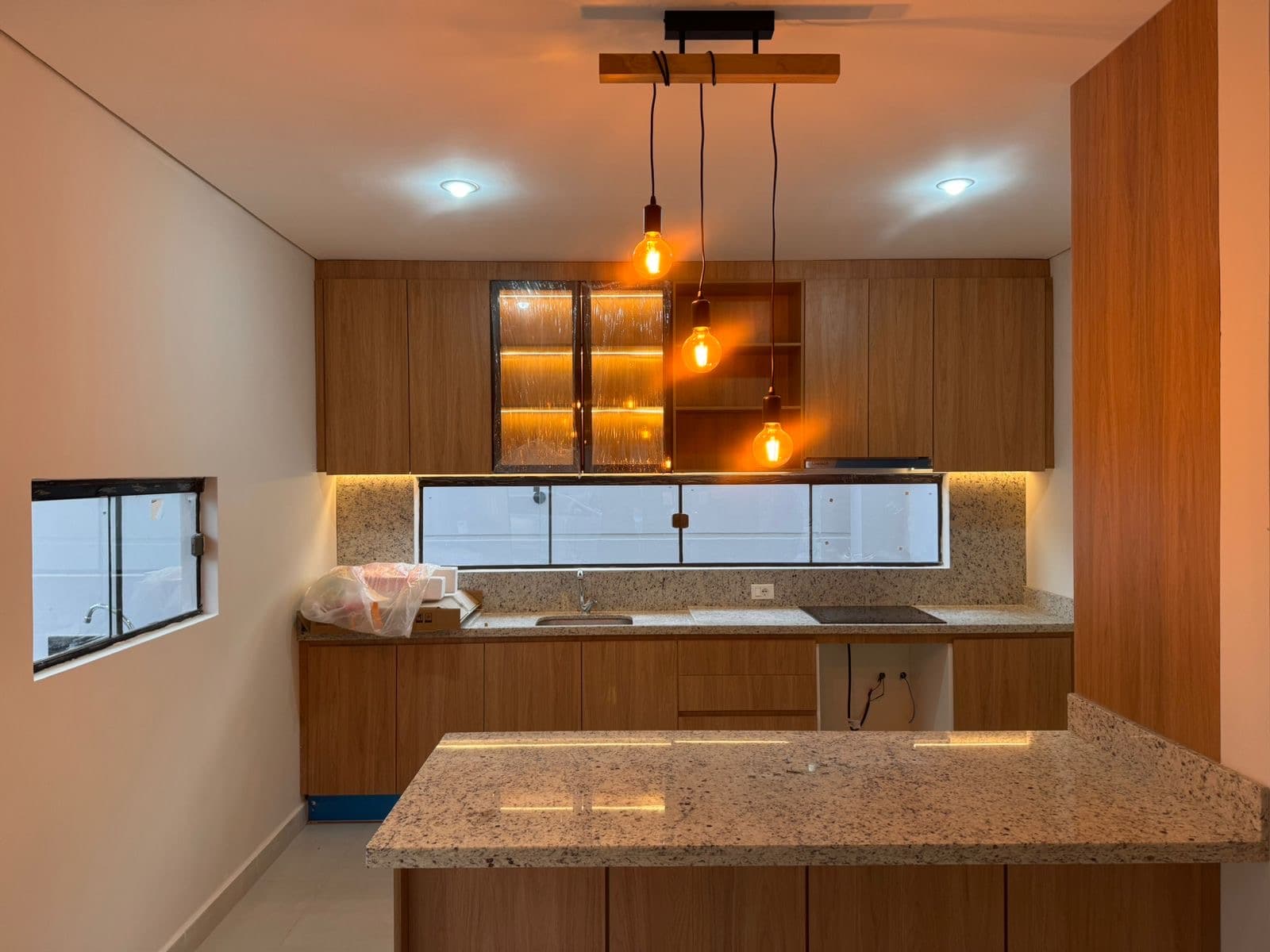Duplex en Luque cuarto barrio villa adela, foto 3