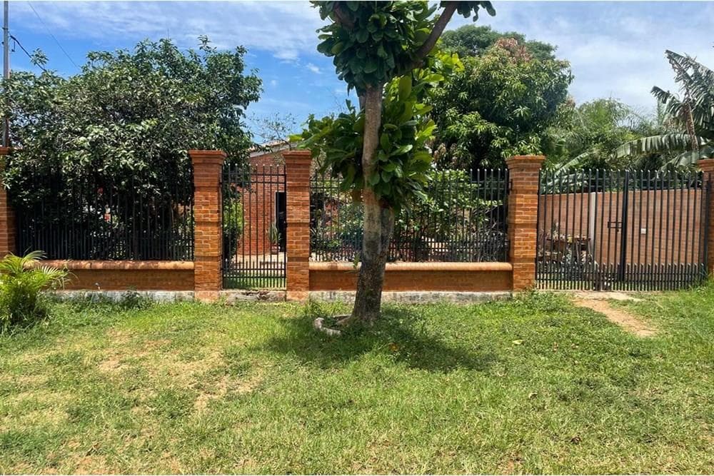 Casa en Ypané: ¡Piscina y quincho incluidos!, foto 2