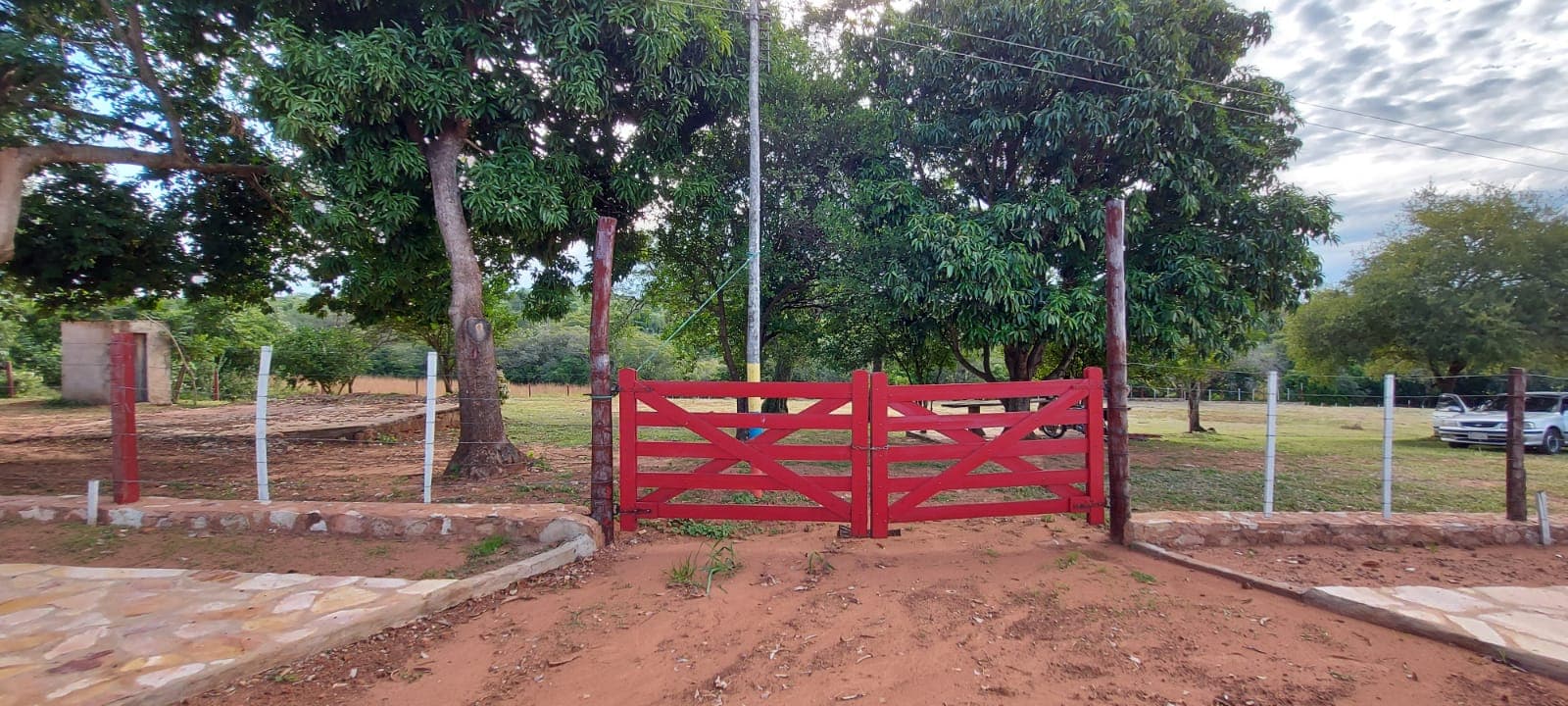 Terreno en altura con arroyo - centro nueva colombia, foto 2