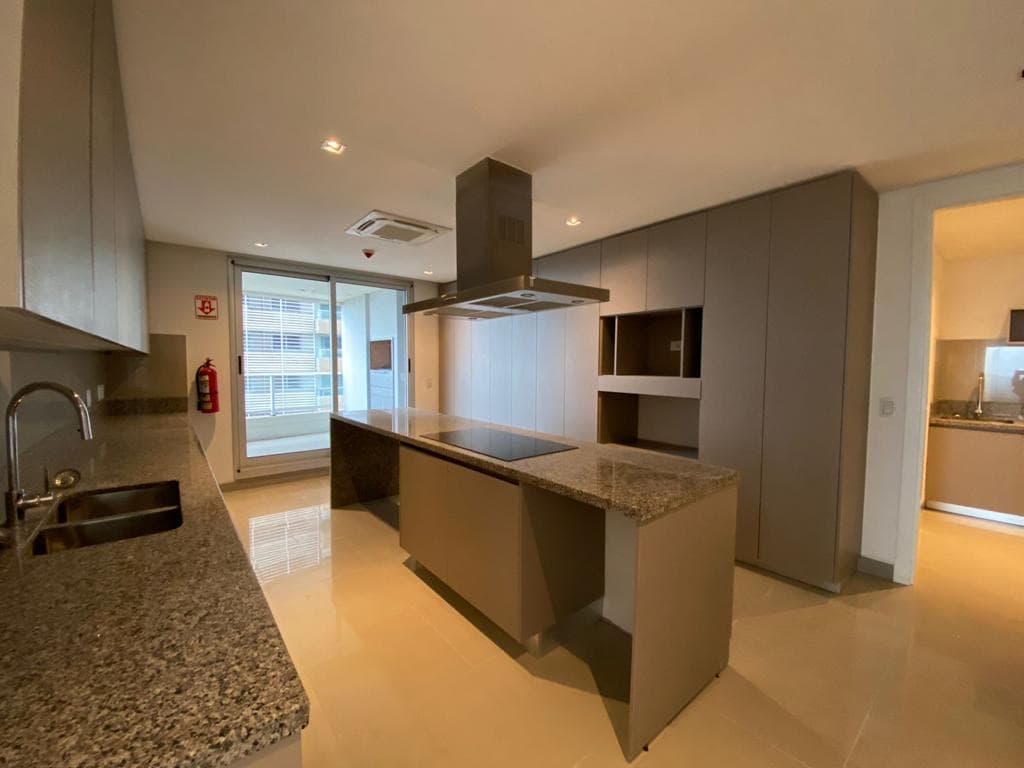 *en Alquiler- Espectacular Semipiso De 4 Dormitorios En El Palacio De Los Patos, foto 5