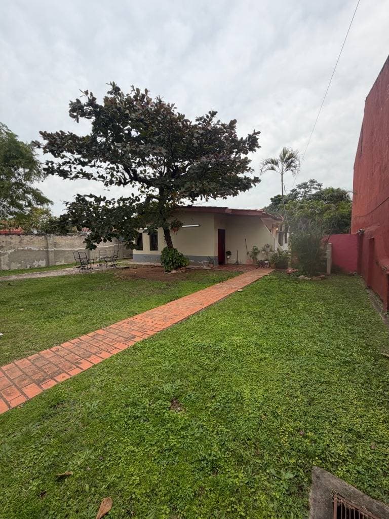 Casa 3 dormitorios en ytay, asuncion - id 50445, foto 2