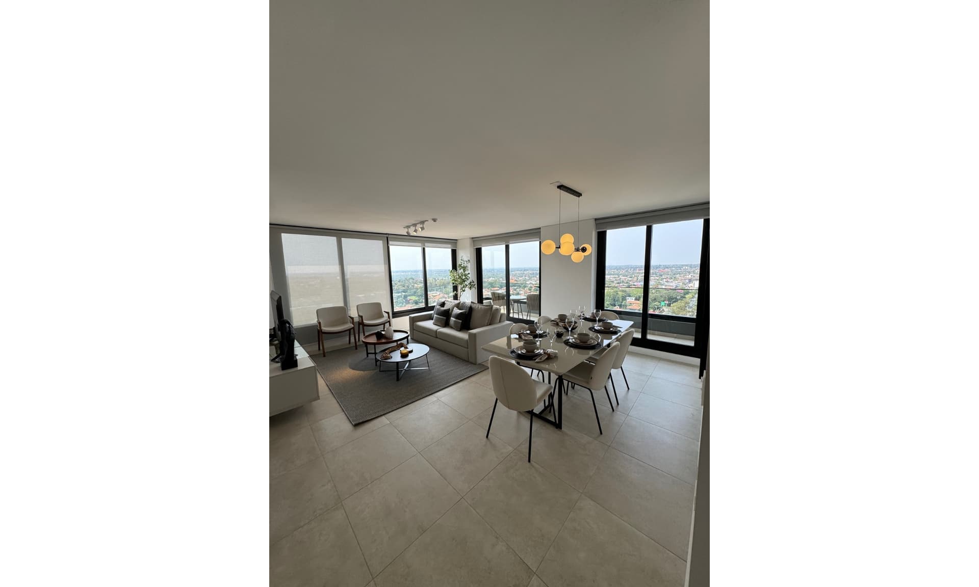 Departamento De 3 Dormitorios Totalmente Amoblado En Venta