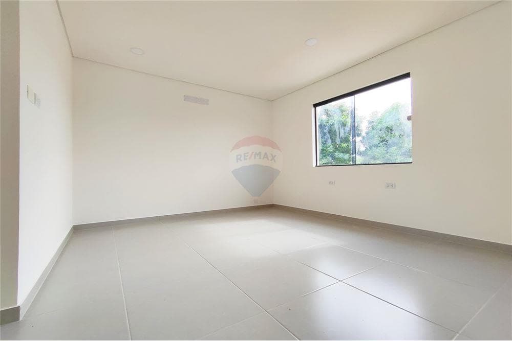 Duplex de 2 planta a estrenar - Luque, foto 2