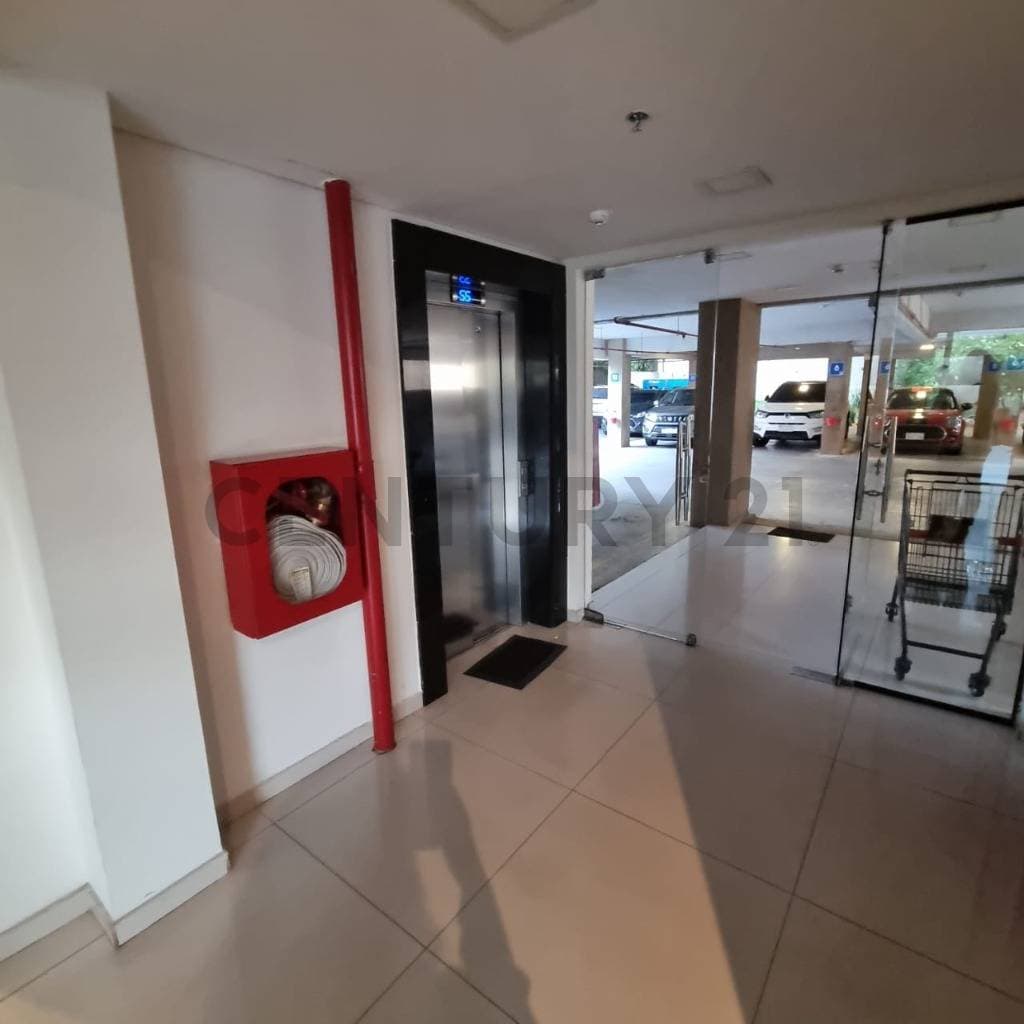 Depto. Amoblado en el Edificio BELLAGIO - Las Mercedes* — foto 3