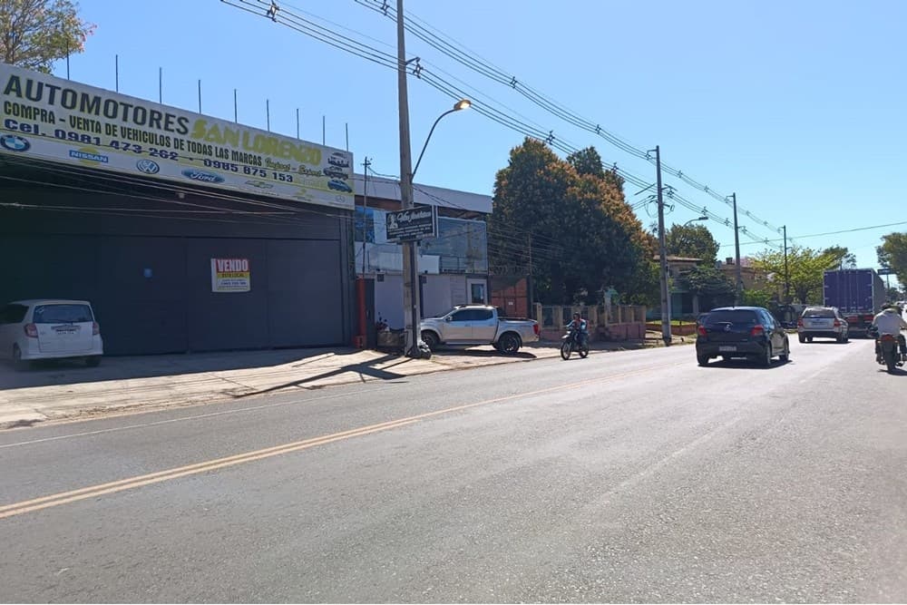 Tinglado sobre ruta San Lorenzo-Luque, foto 1