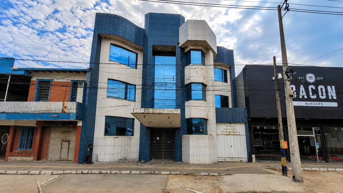 Edificio corporativo en el centro Luque, foto 4