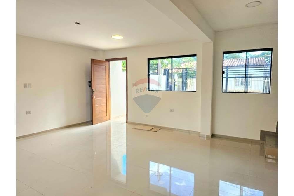 Lduplex en venta, ciudad de Luque — foto 4