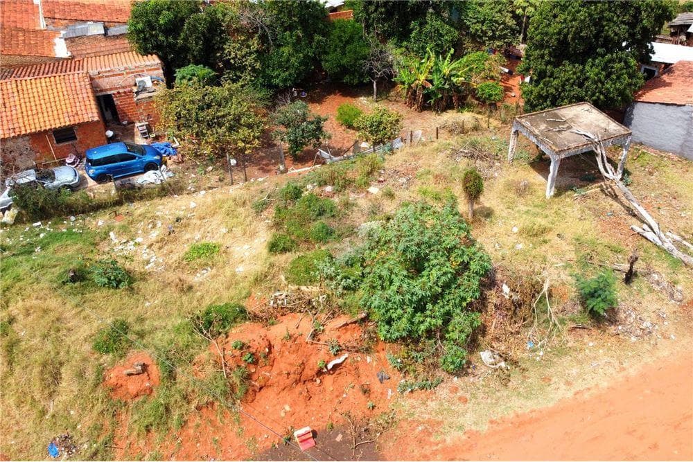 Terreno en esquina, B° Mbocayaty, foto 3