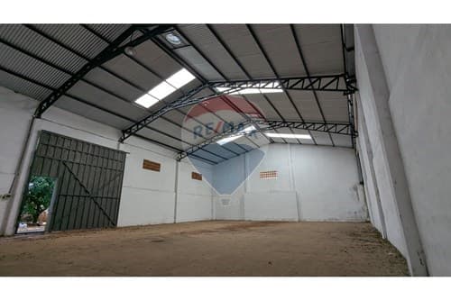 ¡Amplio Depósito en Venta en San Lorenzo!, foto 1